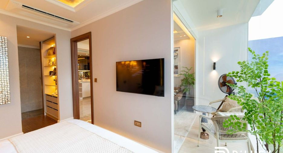 For sale 1 bed condo in Pratumnak, Pattaya