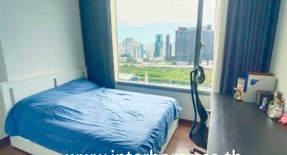 For sale 2 bedrooms condo in Watthana, Bangkok