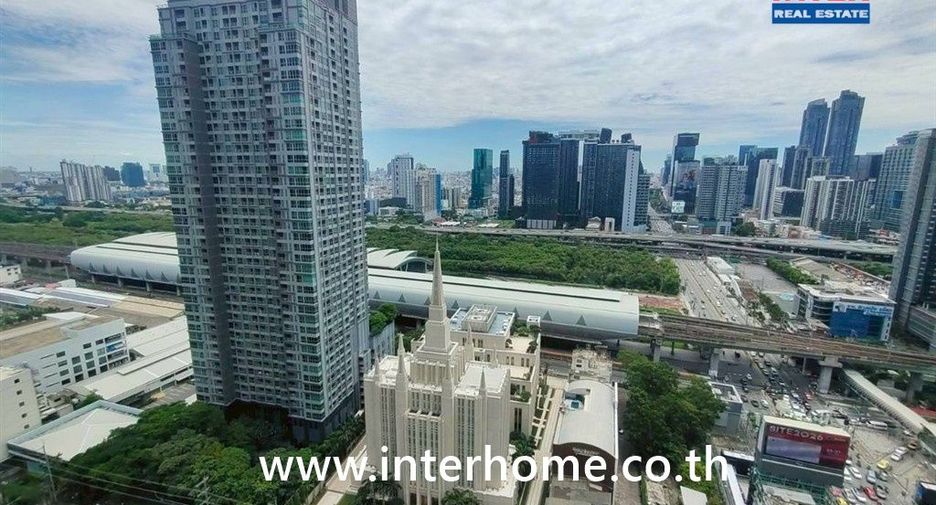 For sale 2 bedrooms condo in Watthana, Bangkok