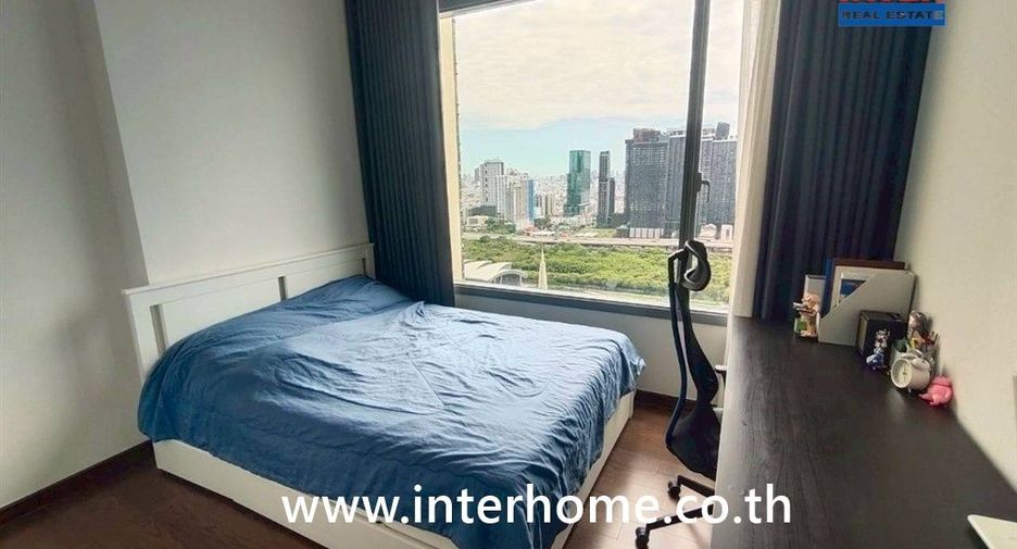 For sale 2 bedrooms condo in Watthana, Bangkok