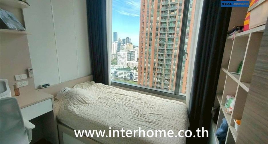 For sale 2 bedrooms condo in Watthana, Bangkok