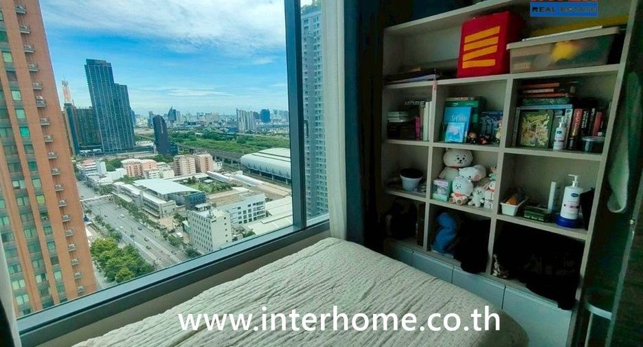 For sale 2 bedrooms condo in Watthana, Bangkok