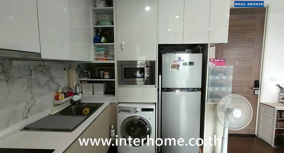 For sale 2 bedrooms condo in Watthana, Bangkok