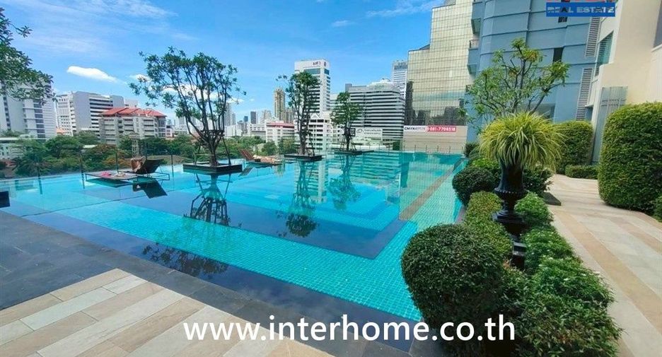 For sale 2 bedrooms condo in Watthana, Bangkok
