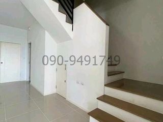 For rent 3 bedrooms townhouse in Khlong Sam Wa, Bangkok