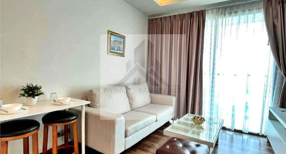 For rent 1 bed condo in Pratumnak, Pattaya