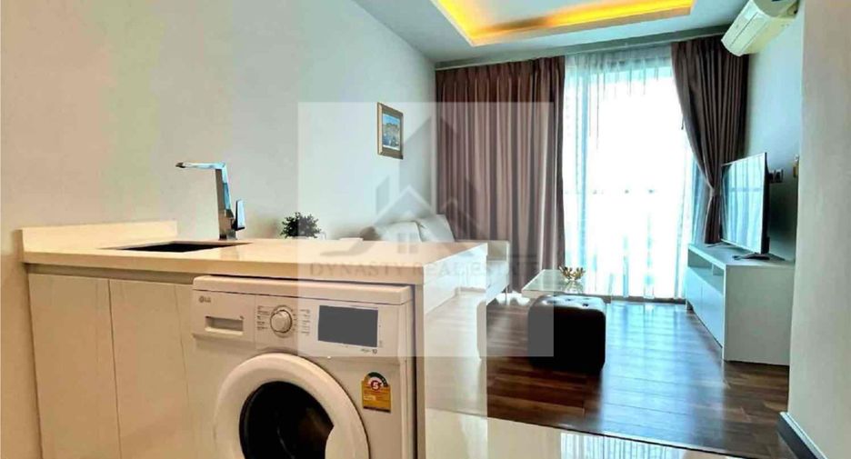 For rent 1 bed condo in Pratumnak, Pattaya