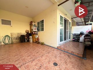 For sale 3 bedrooms townhouse in Mueang Samut Prakan, Samut Prakan