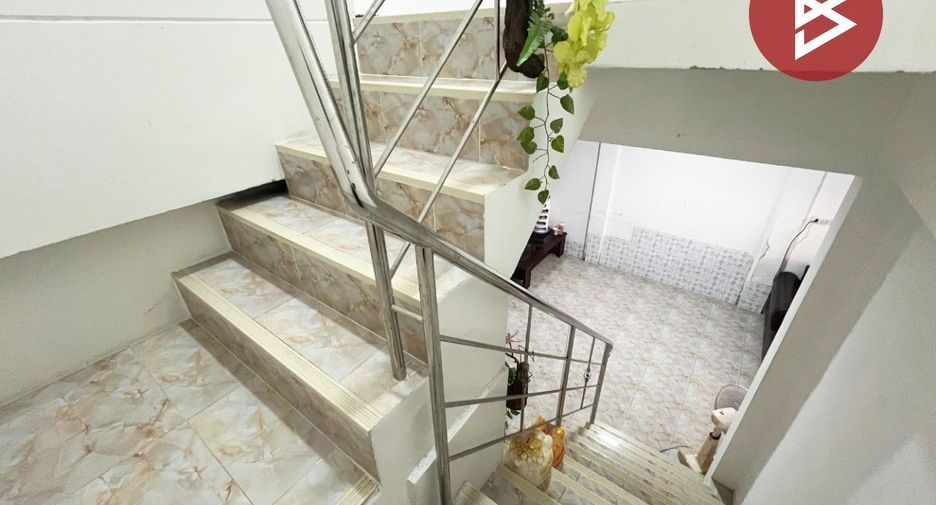 Продажа 3 спальни таунхаус в Mueang Samut Prakan, Самутпракан