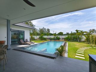À vendre 3 chambres villa à Hua Hin, Prachuap Khiri Khan