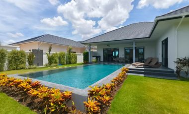 For sale 3 bedrooms villa in Hua Hin, Prachuap Khiri Khan