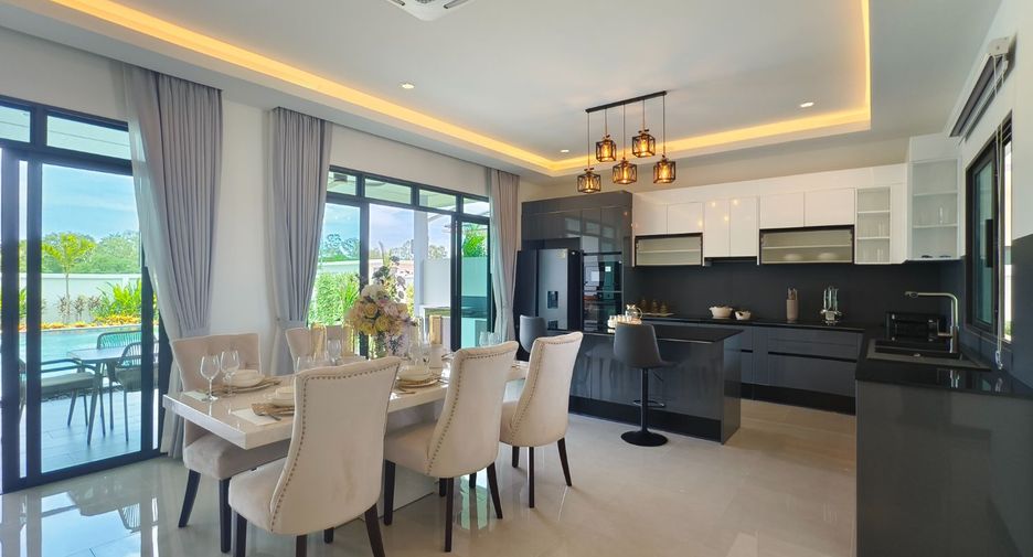 For sale 3 bedrooms villa in Hua Hin, Prachuap Khiri Khan
