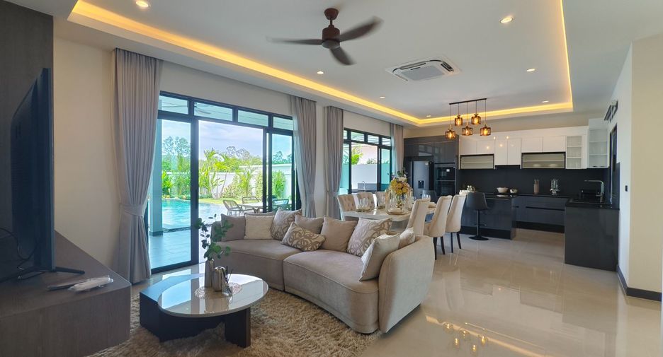 For sale 3 bedrooms villa in Hua Hin, Prachuap Khiri Khan