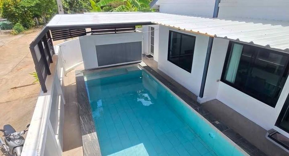 For rent 3 bedrooms villa in Huay Yai, Pattaya