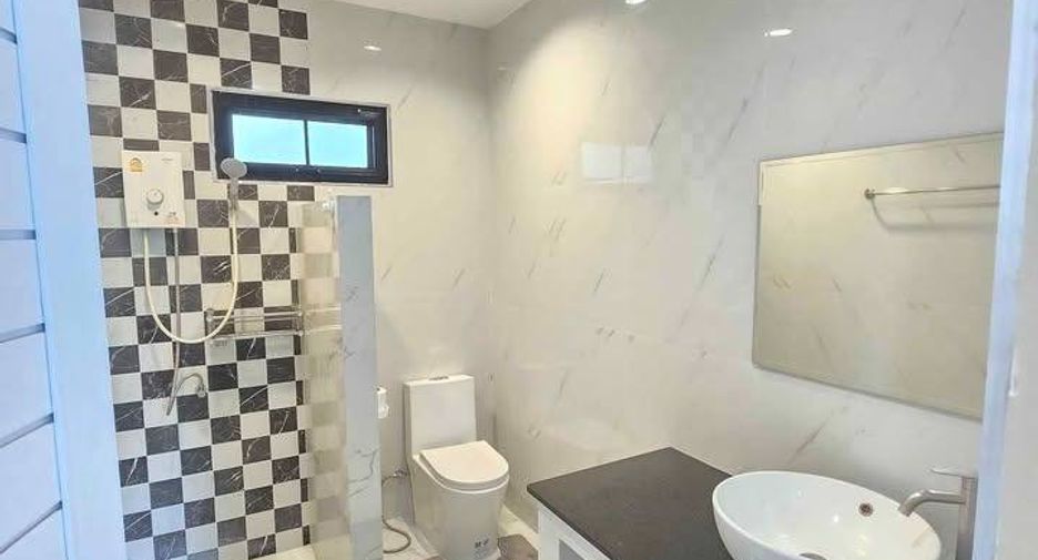 For rent 3 bedrooms villa in Huay Yai, Pattaya