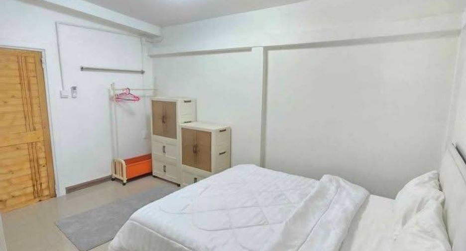 For rent 3 bedrooms villa in Huay Yai, Pattaya