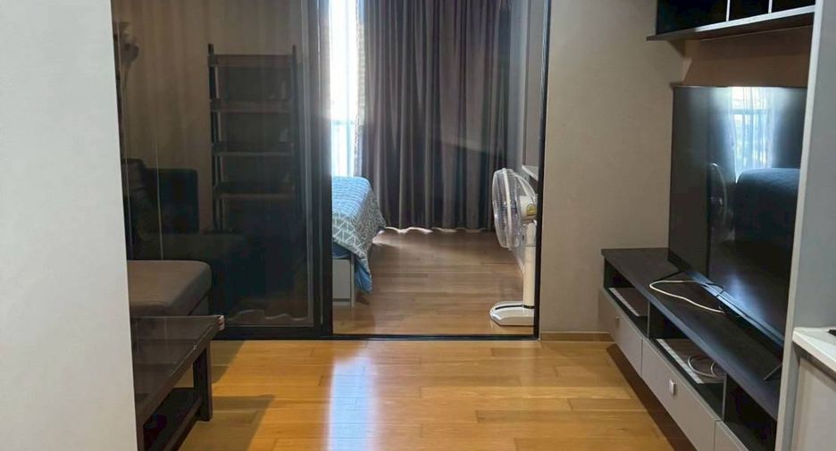 Condo en alquiler de 1 habitaciones en Sathon, Bangkok