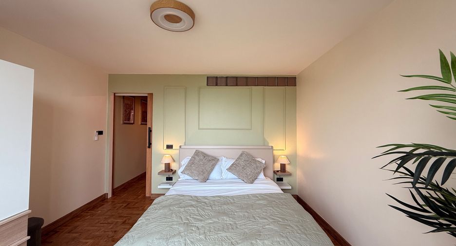 For rent そして for sale 2 ベッドルーム condo in Mueang Chiang Mai, Chiang Mai