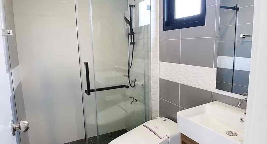 For rent 3 bedrooms house in East Pattaya, Pattaya
