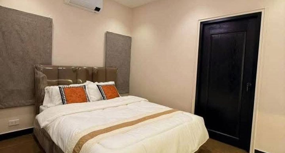 For sale 3 bedrooms villa in East Pattaya, Pattaya