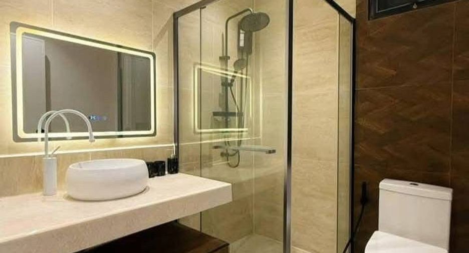 For sale 3 bedrooms villa in East Pattaya, Pattaya