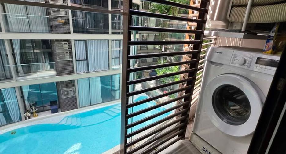 For rent 1 bed condo in Khlong Toei, Bangkok
