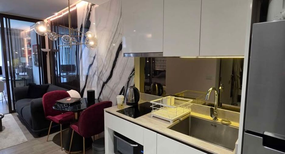 For rent 1 bed condo in Khlong Toei, Bangkok