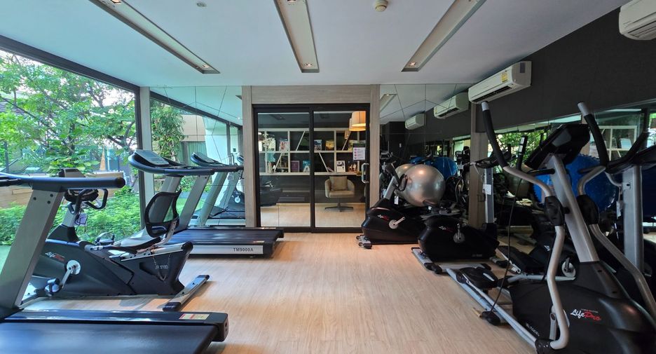 For sale 1 Beds condo in Yan Nawa, Bangkok