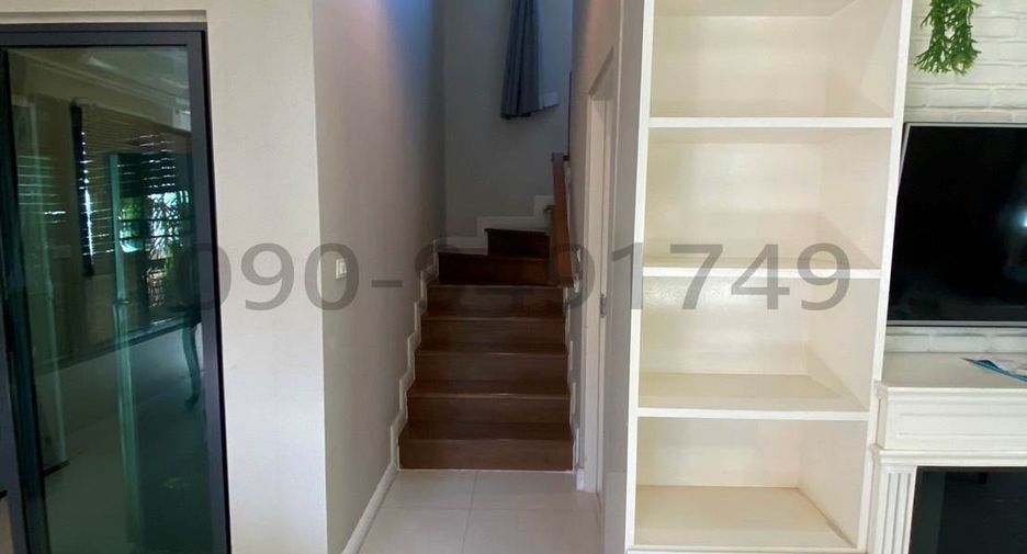 Haus zur Miete mit 3 Zimmer in Bang Phli, Samut Prakan