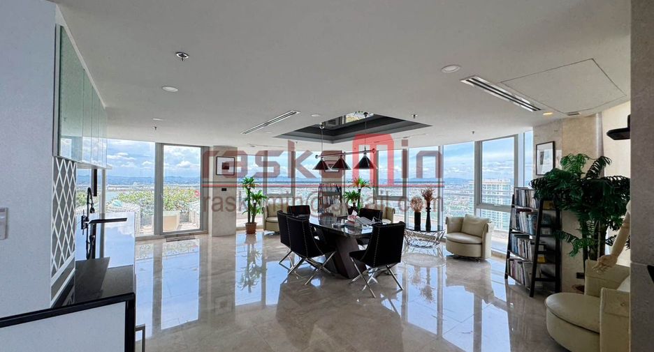 For sale 4 bedrooms condo in North Pattaya, Pattaya