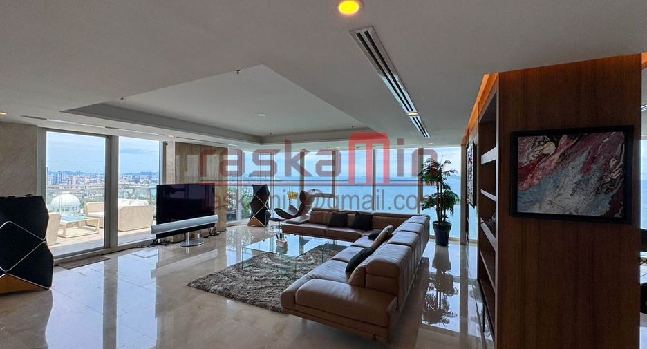 For sale 4 bedrooms condo in North Pattaya, Pattaya