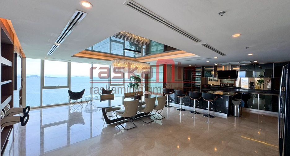 For sale 4 bedrooms condo in North Pattaya, Pattaya
