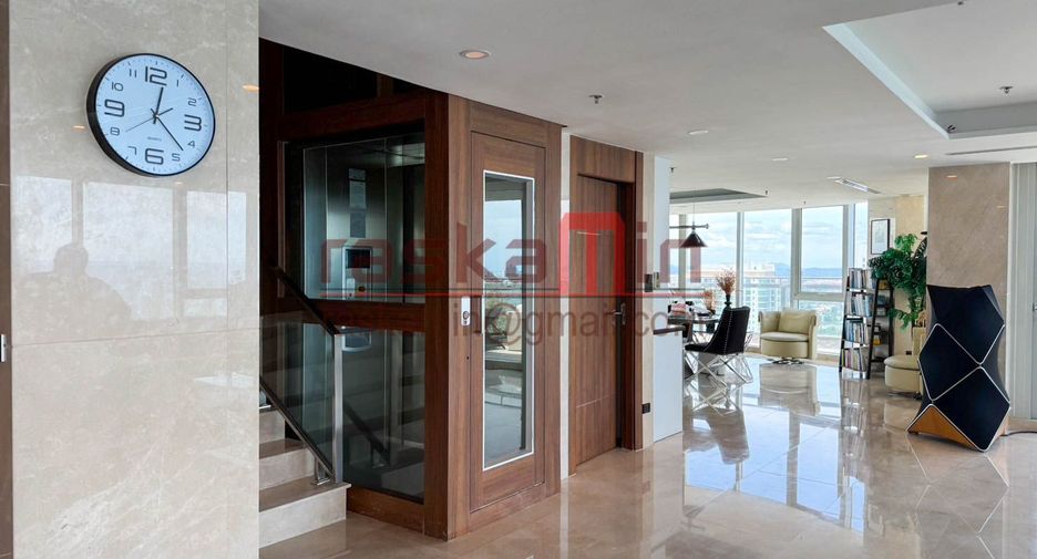 For sale 4 bedrooms condo in North Pattaya, Pattaya
