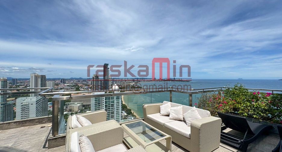 For sale 4 bedrooms condo in North Pattaya, Pattaya