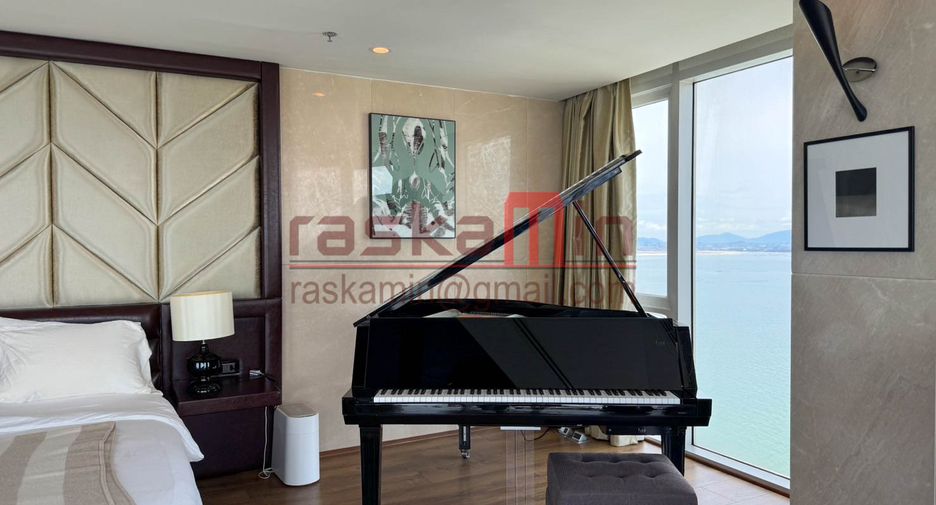 For sale 4 bedrooms condo in North Pattaya, Pattaya