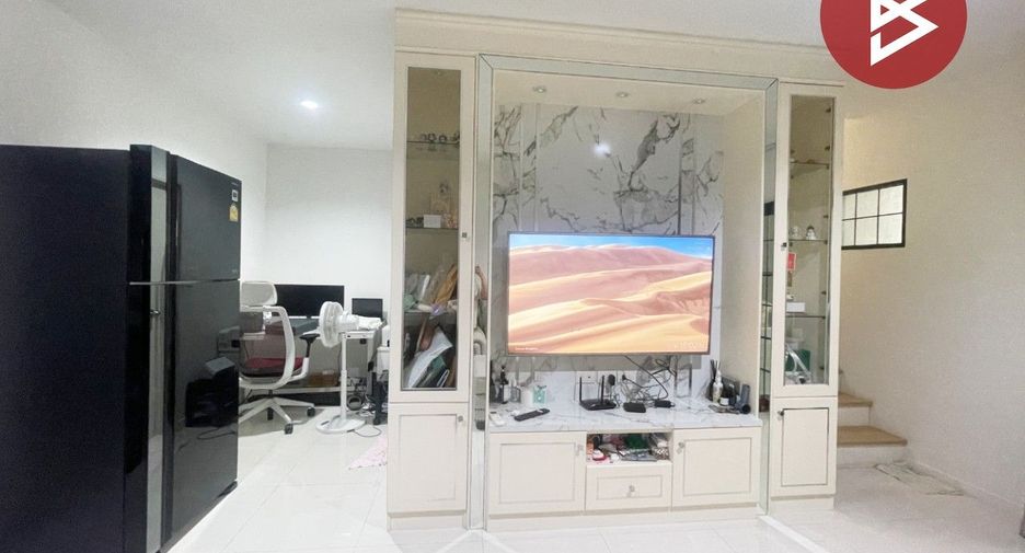 Продажа 3 спальни таунхаус в Bang Phli, Самутпракан