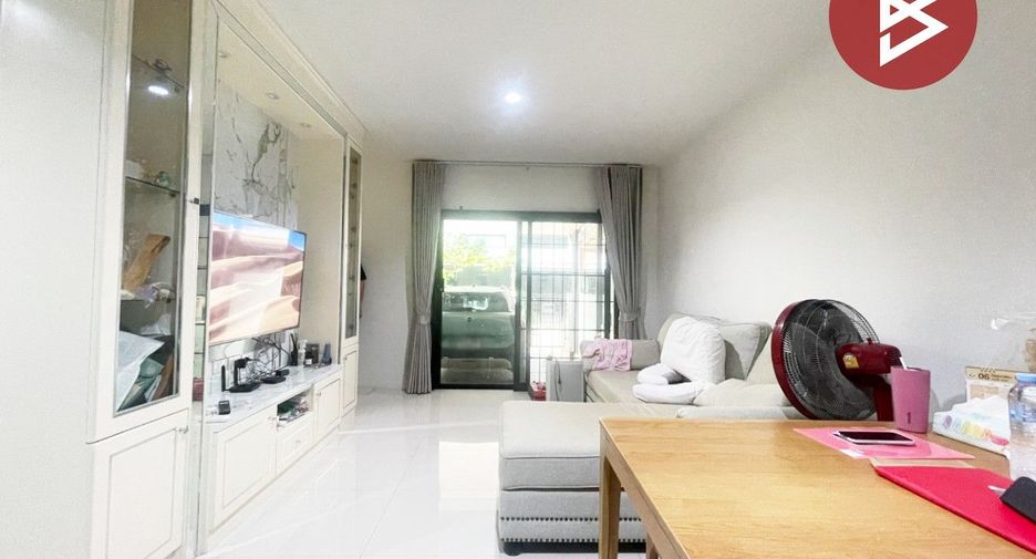 Продажа 3 спальни таунхаус в Bang Phli, Самутпракан
