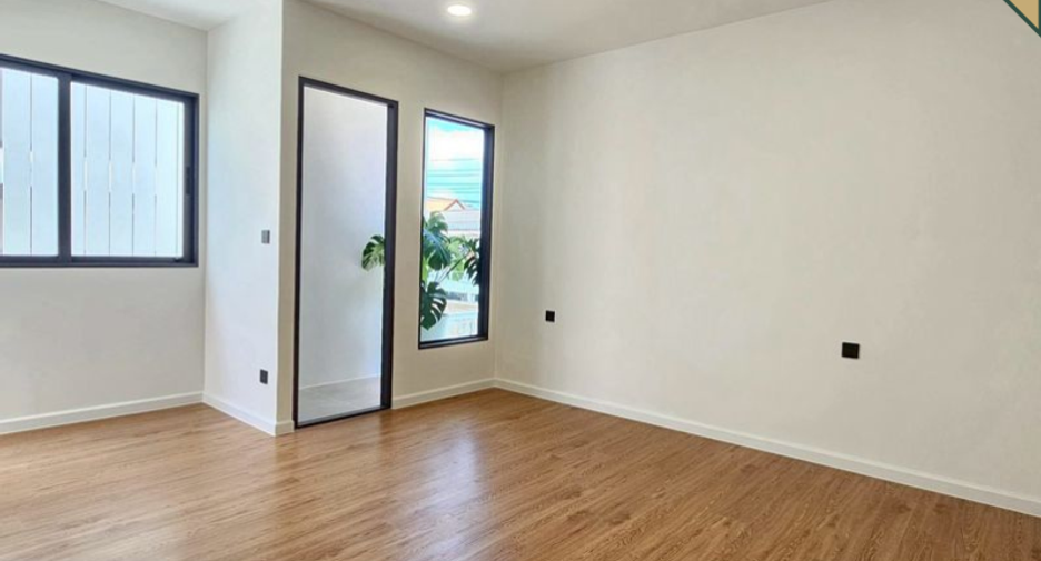ขาย 3 ห้องนอน บ้านเดี่ยว ใน ลาดพร้าว, กรุงเทพฯ
