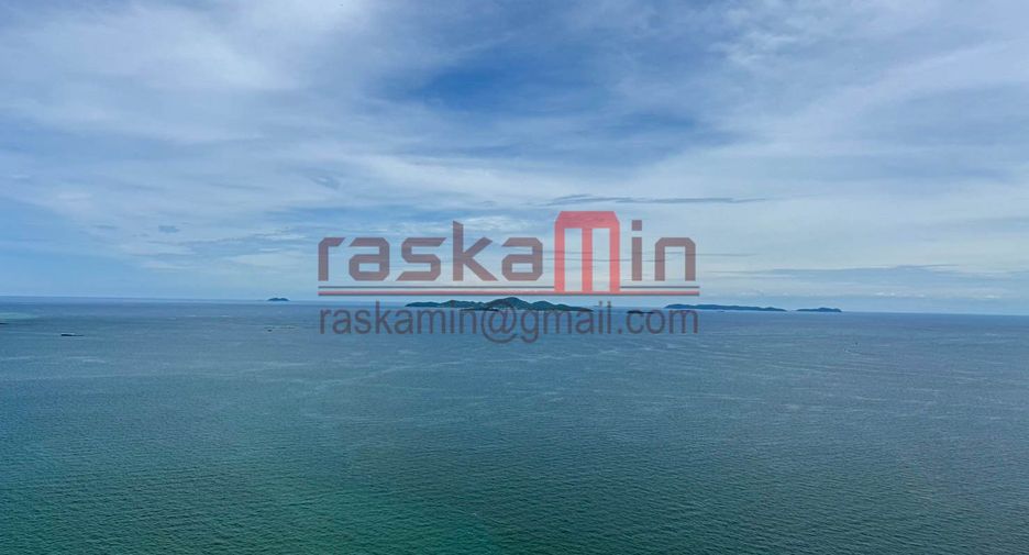 For rent 4 bedrooms condo in North Pattaya, Pattaya