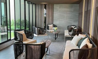 Condo en alquiler de 2 habitaciones en Mueang Samut Prakan, Samut Prakan