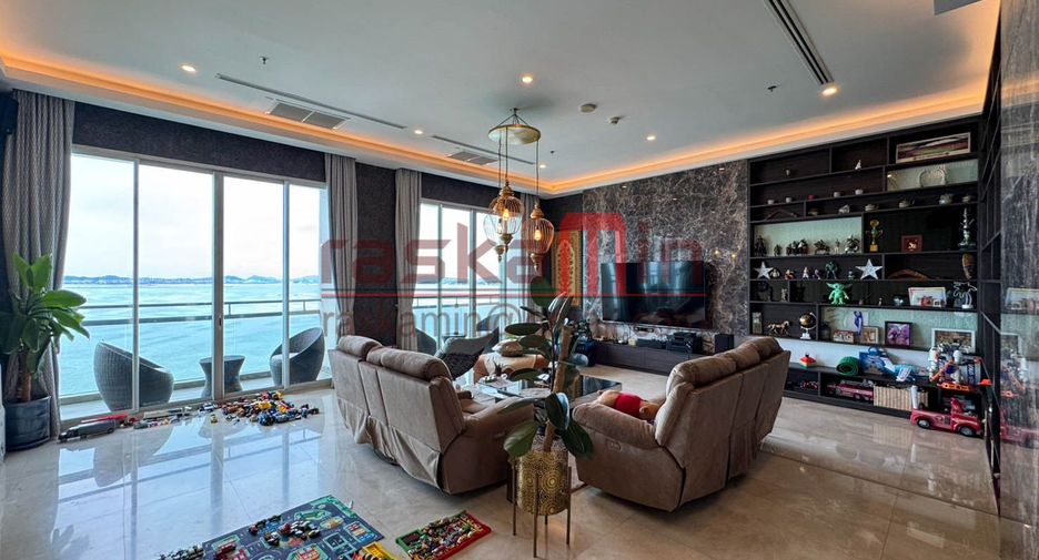 For sale 3 bedrooms condo in North Pattaya, Pattaya