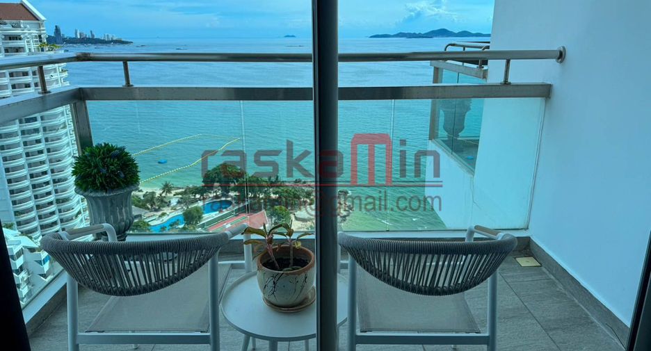 For sale 3 bedrooms condo in North Pattaya, Pattaya