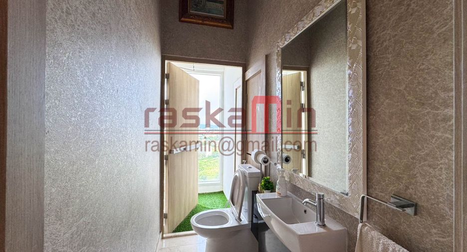 For sale 3 bedrooms condo in North Pattaya, Pattaya