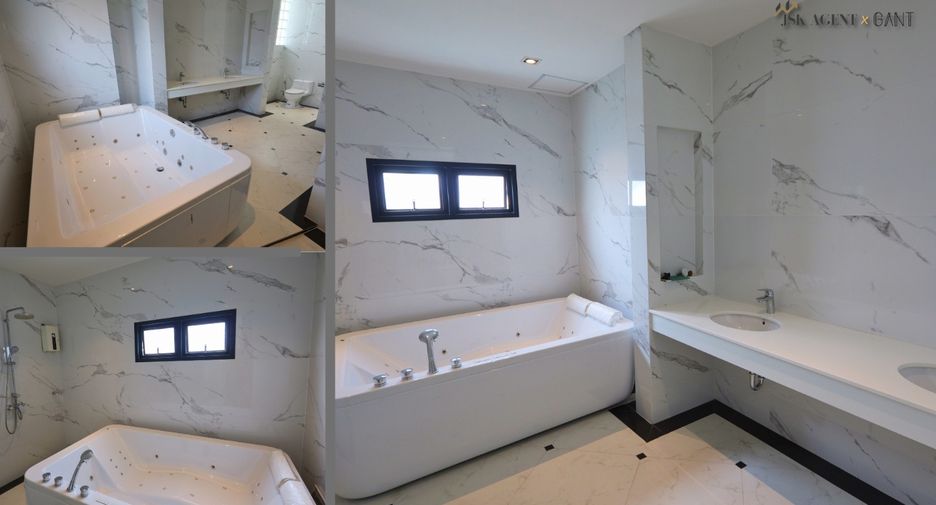 For sale 4 bedrooms townhouse in Mueang Nonthaburi, Nonthaburi