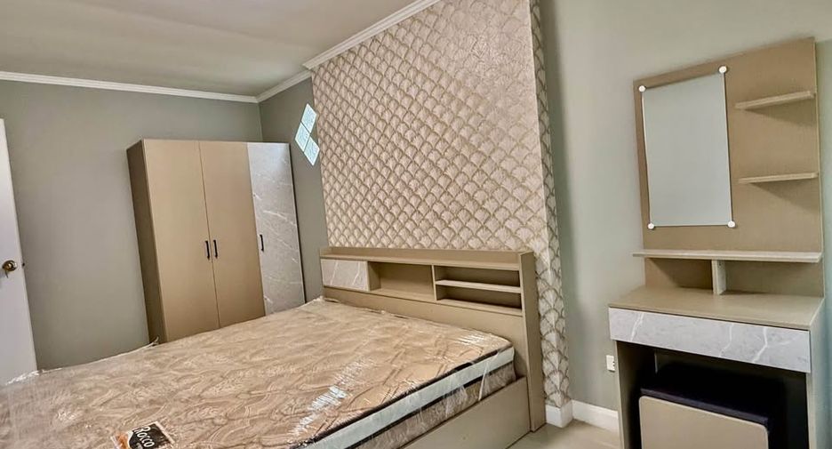 For sale 4 ベッドルーム house in East Pattaya, Pattaya