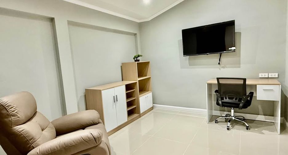 For sale 4 ベッドルーム house in East Pattaya, Pattaya