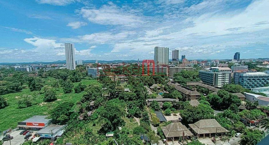 For rent 2 bedrooms condo in North Pattaya, Pattaya