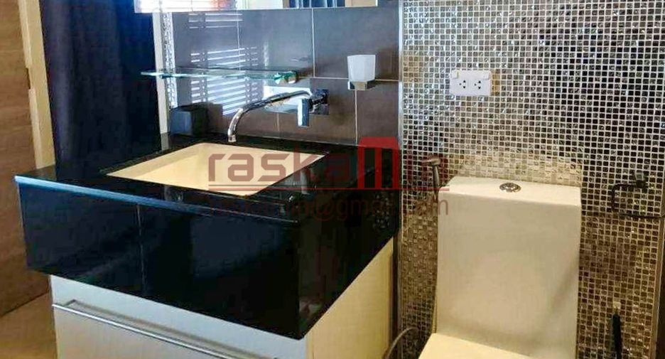 For rent 2 bedrooms condo in North Pattaya, Pattaya