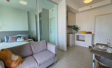 Wohnung zum Kauf mit 1 Zimmer in Huai Khwang, Bangkok