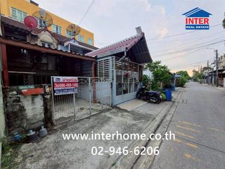 For sale 2 bedrooms townhouse in Wang Thonglang, Bangkok